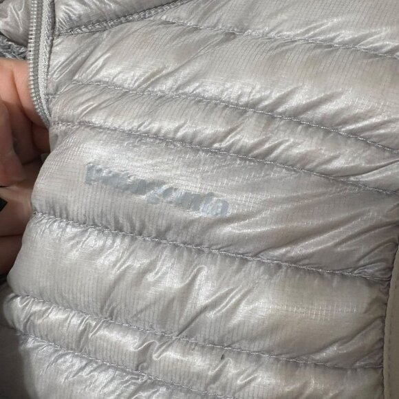 Patagonia Ultralight Down Sweater Vest XS Gray Cream Women EUC Puffer Gorpcore - Picture 5 of 8